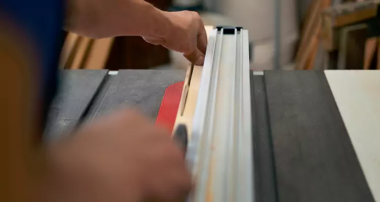 Bifold Door Seal Repair in Pinewood, FL