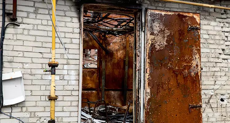 Metal Door Rust Repair in Pinewood, FL