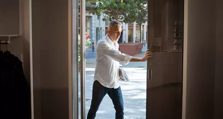 Track Cleaning and Repair for Stuck Doors in Pinewood, FL